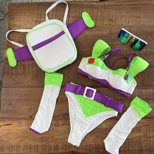 COPY - Buzz Lightyear and Woody Couples Costume